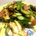 なおっちぃ's cooksnap of when they made アスパラとウィンナーの炒り卵.
