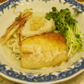 youtapapa's cooksnap of when they made 塩鯖とすだちのおろしうどん.