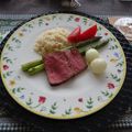 melmarilyn's cooksnap of when they made ハンバーグ付け合わせ④ペコロスの蒸し煮.