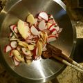 月桃124's cooksnap of when they made ラディッシュとリンゴの簡単サラダ.