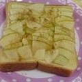 マロンめろん's cooksnap of when they made りんごチーズであつあつんちょ♡トースト♪.