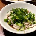 みなとくっくるん's cooksnap of when they made 鳥胸肉料理で余った皮で 鶏皮の湯引き.