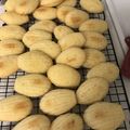 id405565's cooksnap of when they made バレンタインに簡単大量マドレーヌ.