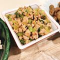 miwayon's cooksnap of when they made カブの葉とそぼろのナンプラーレモン.