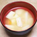 あ～ちゃんさ～ちゃん's cooksnap of when they made 新じゃが・新人参ごろごろ味噌汁.