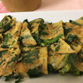 んりおか's cooksnap of when they made ニラと炒飯の素で簡単もちもちチヂミ♪.