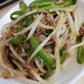 ami-rarara's cooksnap of when they made 挽き肉とピーマンのもやし炒め.