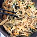 さち☆お's cooksnap of when they made 【農家のレシピ】小松菜としめじチャプチェ.