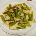 やっぺ841's cooksnap of when they made 簡単！アスパラりんご炒め.