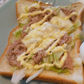 毎日えがお's cooksnap of when they made シャキ²レタスとツナのさっぱりトースト.