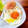 ねっちゃんっ's cooksnap of when they made 簡単♡目玉焼きに生ハム.