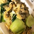 ゆなちゃん☆まま's cooksnap of when they made ガリバタ醤油味♪剥きあさりと春雨の炒め物.