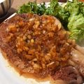 かめのももこ's cooksnap of when they made *サーロインステーキ、オニオンソース*.