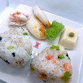 まこさんど's cooksnap of when they made 小松菜と鮭フレークのきんぴらおにぎり.