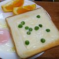 クックZTZ10H☆'s cooksnap of when they made 塩えんどう豆のチーズトースト.