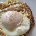 amileamila's cooksnap of when they made 羽根つきチーズかりかり目玉焼き.