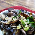 黒豆食堂's cooksnap of when they made ほんのり香るにんにく醤油 あさりの酒蒸し.