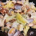 ひなた39's cooksnap of when they made 春キャベツとあさりのガーリック酒蒸し.