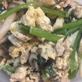 ☆アチャコ's cooksnap of when they made 超簡単！小松菜としめじのツナ卵炒め.