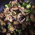 YU（╹◡╹）♡'s cooksnap of when they made 簡単☆豚こまのなす味噌炒め.