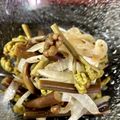 梅乃花おり's cooksnap of when they made わらびと新玉ねぎのポン酢おかか和え.