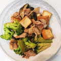 封印再度's cooksnap of when they made 豚バラ肉と厚揚げのオイスターソース炒め.