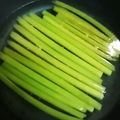 momo634's cooksnap of when they made 全工程図解説付き！ふきの下処理のやり方！.