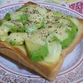 rie-tin's cooksnap of when they made アボカドチーズトースト.