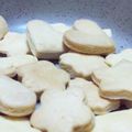 happymi's cooksnap of when they made ｻﾗﾀﾞ油らくちん卵黄クッキー☆.