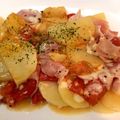 コロッケ定食's cooksnap of when they made 新じゃが・トマト・ベーコンの重ね蒸し焼き.