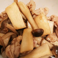 YOKO☆Y's cooksnap of when they made キノコと豚肉の和風炒め.