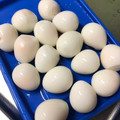 四児のハハ's cooksnap of when they made 節約 簡単 うずらの卵の殻むき.