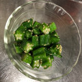 Myu's cooksnap of when they made ほんのり甘い黄金比♡簡単オクラのごま和え.