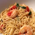 のーべるわんこ's cooksnap of when they made えび・プチトマト・バジルのパスタ.