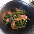 yuchiママ's cooksnap of when they made 簡単です！にんにくの芽とベーコンの炒め物.