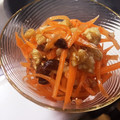でこなぎ's cooksnap of when they made 人参とくるみの和えもの.