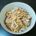 ✩サクラ☆'s cooksnap of when they made 焼肉のたれで簡単ボリューム豚丼.