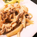 momoppo's cooksnap of when they made 豚バラ肉と玉ねぎの照りマヨ炒め.