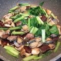 さんじのちち's cooksnap of when they made 小松菜とアサリのソテー.