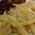 UK＆T's cooksnap of when they made 細切りじゃが芋と玉ねぎで時短コンソメ炒め.