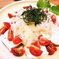 ⭐とっくん⭐'s cooksnap of when they made ☆簡単☆酢玉ねぎ のトマトと大葉の冷奴.