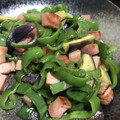 クックZKW4OO☆'s cooksnap of when they made 厚切りベーコンとなすの甘辛炒め.