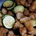 日々頑張るかぁちゃん's cooksnap of when they made から揚げリメイク ピーマンと中華風炒め.
