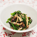 バカリャウ's cooksnap of when they made 簡単♪ニラとしめじの塩昆布和え.