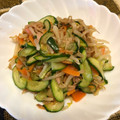 ゆ様♡'s cooksnap of when they made もやしときゅうりの麺つゆさっぱり和え.