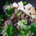 ぽてちのりしお's cooksnap of when they made ボリュームアップ！厚揚げをアサリと酒蒸し.