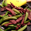 ame-ikuru's cooksnap of when they made スナップエンドウと牛肉の焼き肉のタレ炒め.