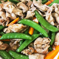 しゅがと's cooksnap of when they made 簡単♪スナップエンドウと豚肉の甘辛炒め♥.