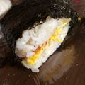 kinako10's cooksnap of when they made 手間いらず！スパムエッグおにぎらず.