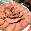しゃろんぬ's cooksnap of when they made 炊飯器で簡単☆ローストビーフ.